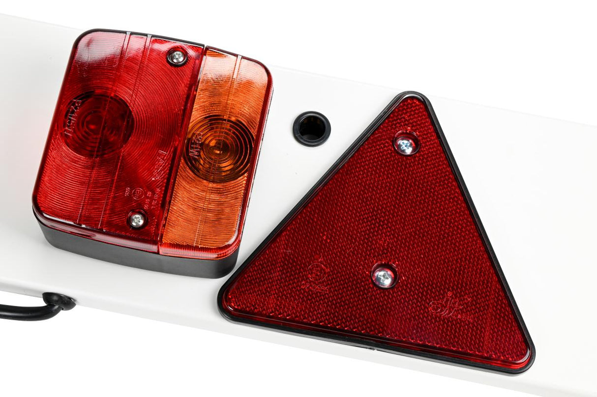 Lighting board 1,2 m / 4 m including fog lamp E11