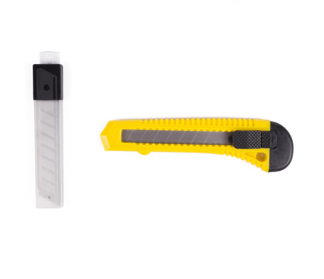 Cutter knife 18 mm + 10 spare blades
