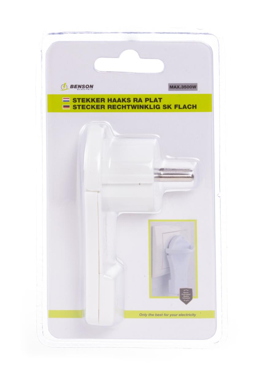 Plug angled +earth flat