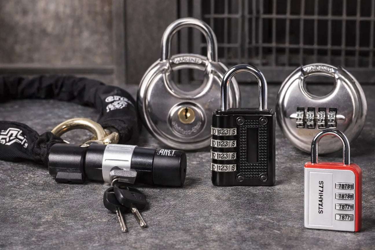 auto motor en boot sloten voertuigbeveiliging