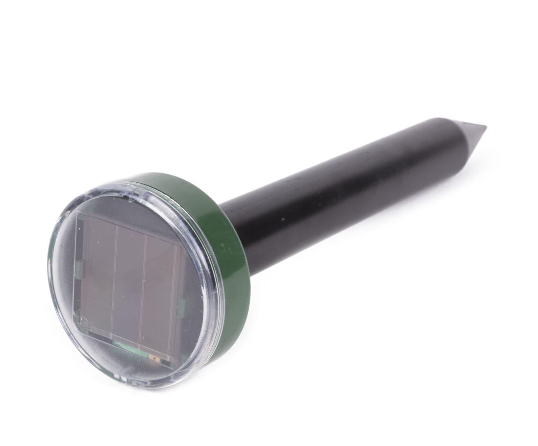 Solar powered mole repeller