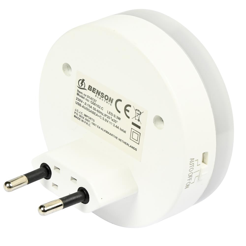 Veilleuse à détecteur  USB-A et USB-C avec capteur jour/nuit + PIR 
